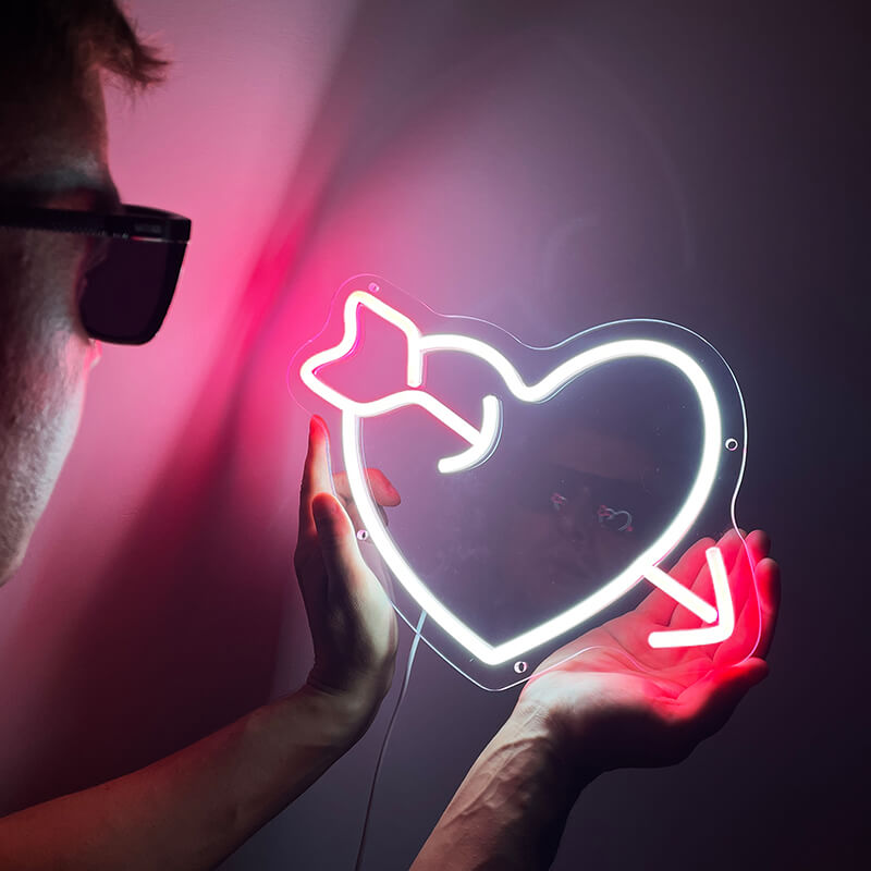 💘"Love Arrow" LED-Neonschild (25x35cm)(USB)