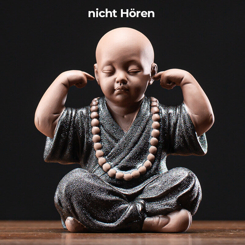 Die "Vier Grundlagen der Meditation" - Mönchsfiguren aus Tonerde