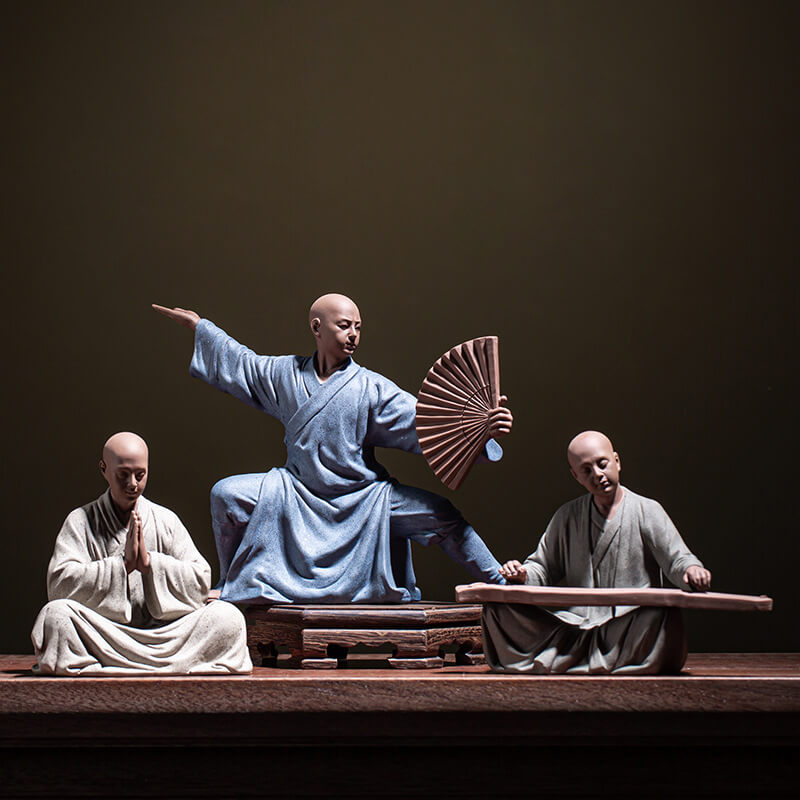 Tai Chi Mönch mit Fächer (Keramik | Handarbeit)