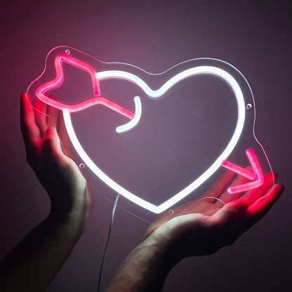 💘"Love Arrow" LED-Neonschild (25x35cm)(USB)