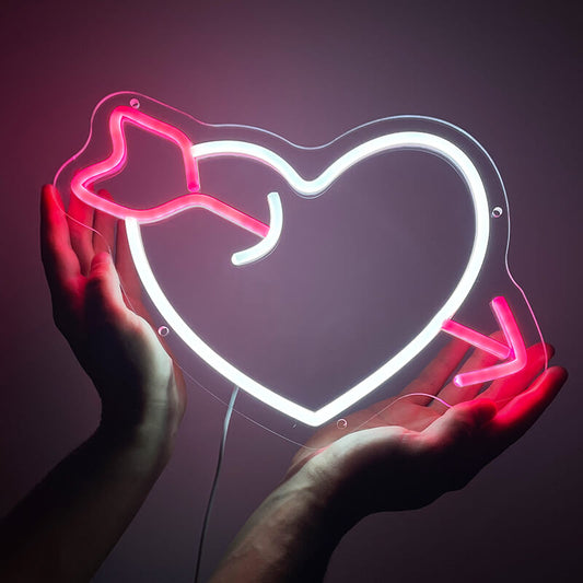 💘"Love Arrow" LED-Neonschild (25x35cm)(USB)