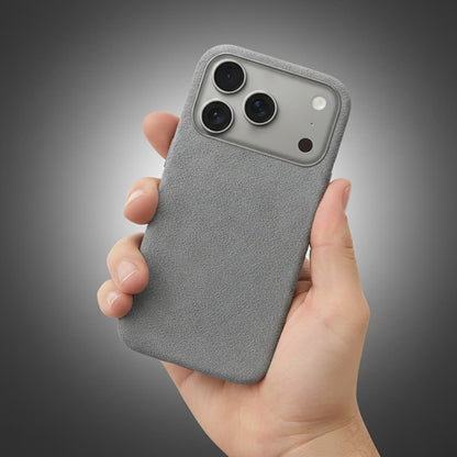 Alcantara® Leder Premium Handyhülle für iPhone 14–17 bayondo