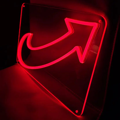 Stylische rote Neon-Reklame für moderne Innenraumgestaltung und kreative Beleuchtungskonzepte