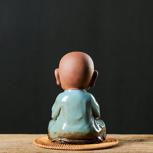 Meditierender Mönch Premium-Keramikfigur