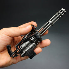 Laden Sie das Bild in den Galerie-Viewer, M134 Gatling Miniaturmodell aus Metall
