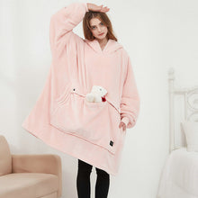 Laden Sie das Bild in den Galerie-Viewer, *NEU 2023* Beheizbarer Eco-Hoodie mit USB Anschluss
