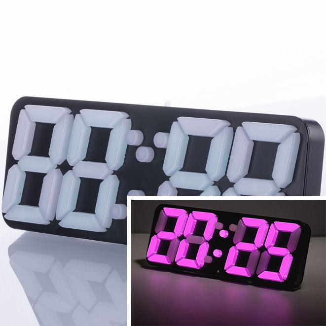 LED 3D Uhr mit 24/12 Stundenanzeige und Fernbedienung